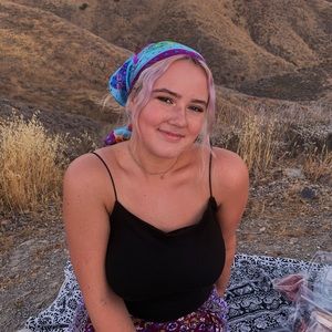 Meet your Posher, Brooke